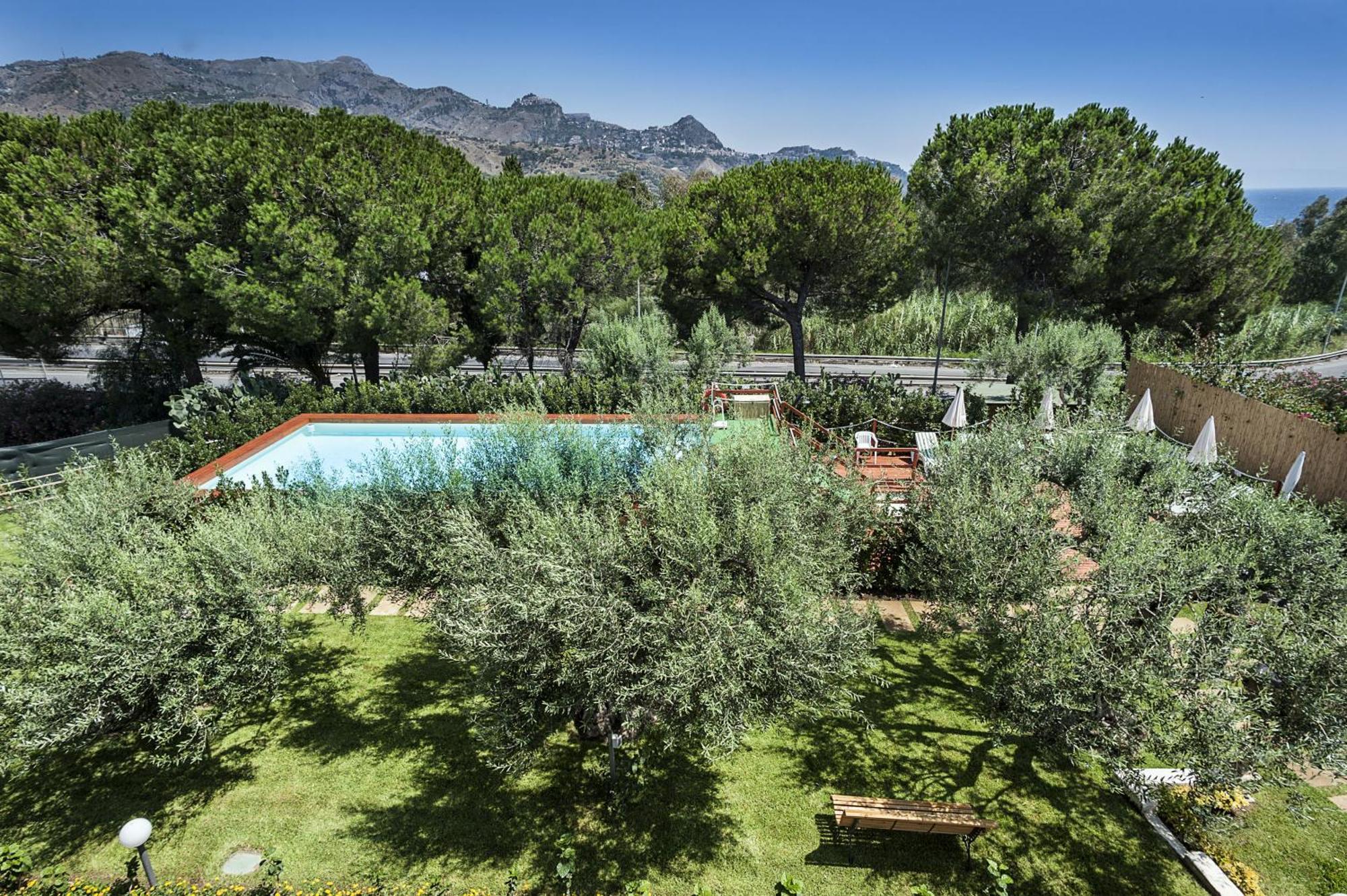 Villa Collina Giardini Naxos Eksteriør bilde